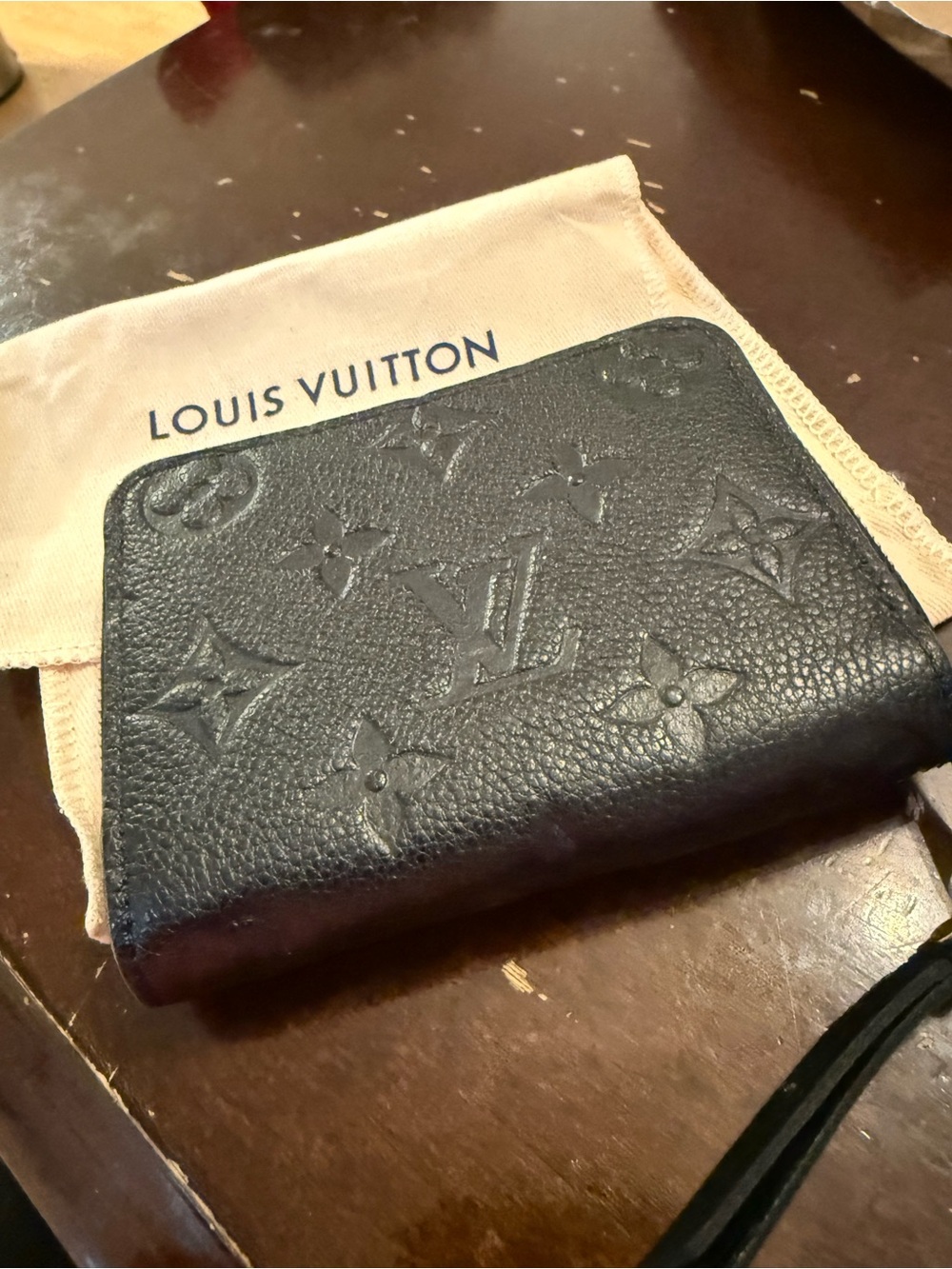 Louis Vuitton Black Leather Zip Key Pouch with Gold Hardware - Picture 2 of 5